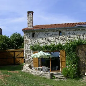 Cellier De La Fontaine Saint-Georges-en-Couzan